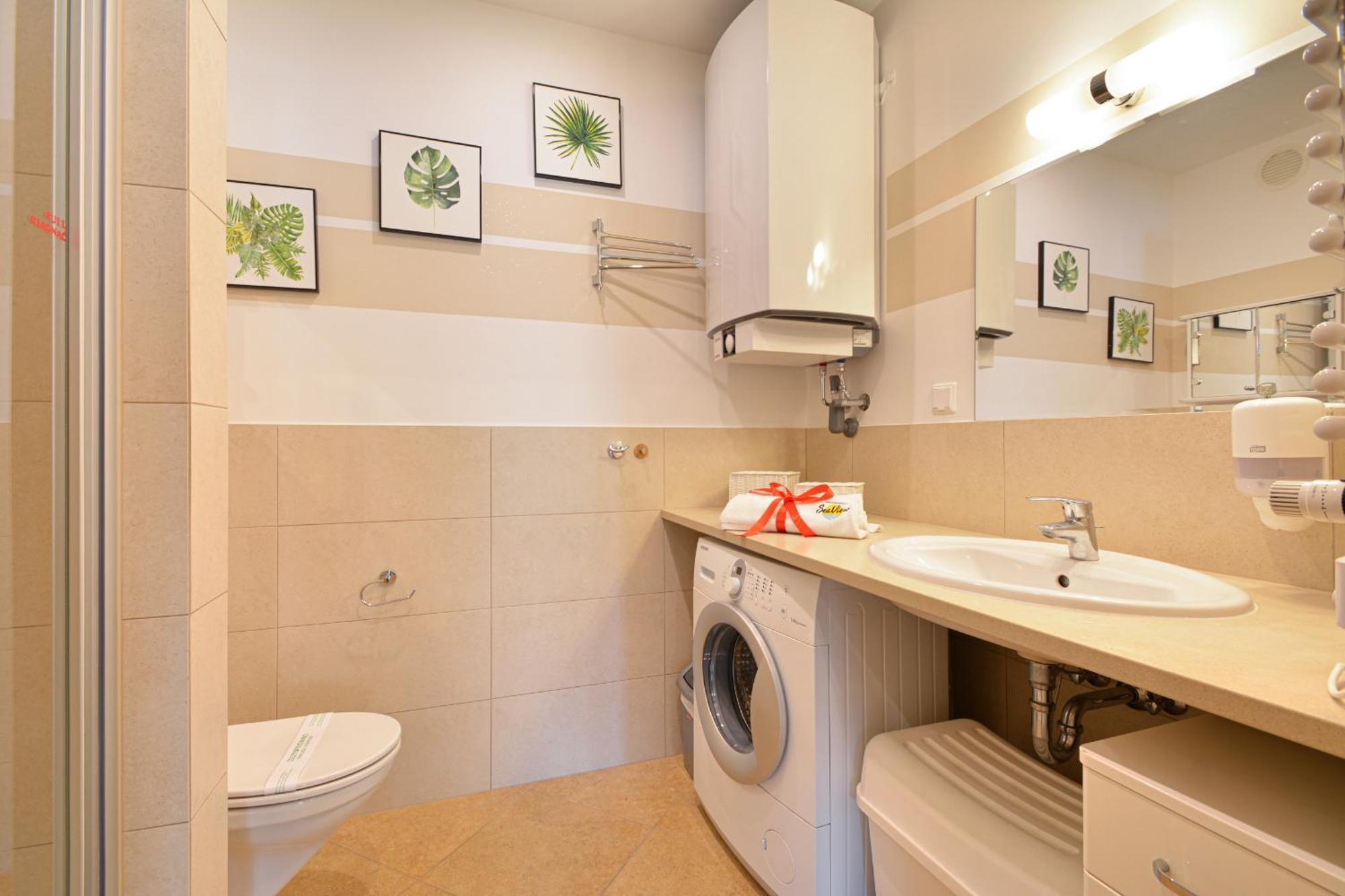 Aquamarina Seaview By Rent Like Apartment *